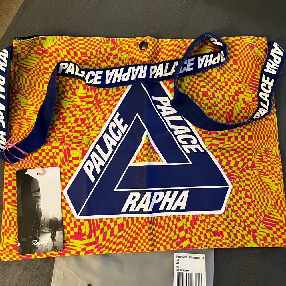 Palace × Rapha collab Musette NWT - Picture 5 of 7